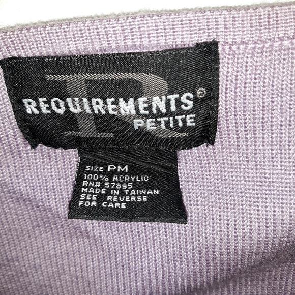 Purple top - Picture 2 of 2